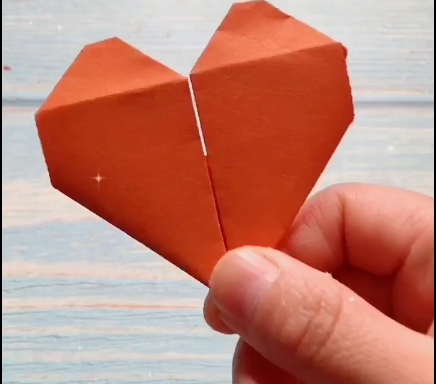 Easy DIY Origami Heart Tutorial